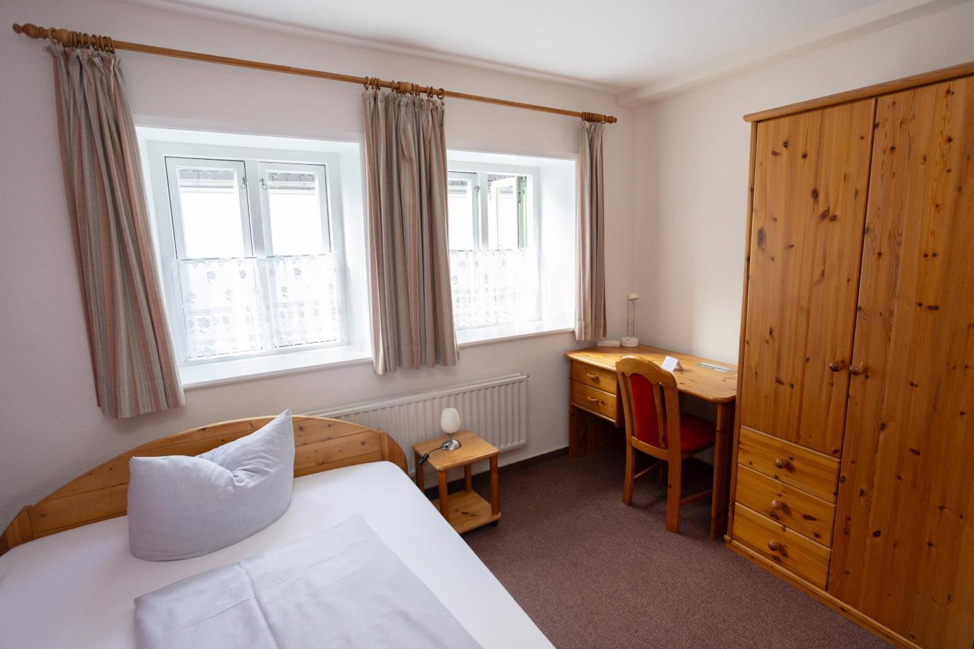 Hotel Zur Linde Meldorf Ngoại thất bức ảnh