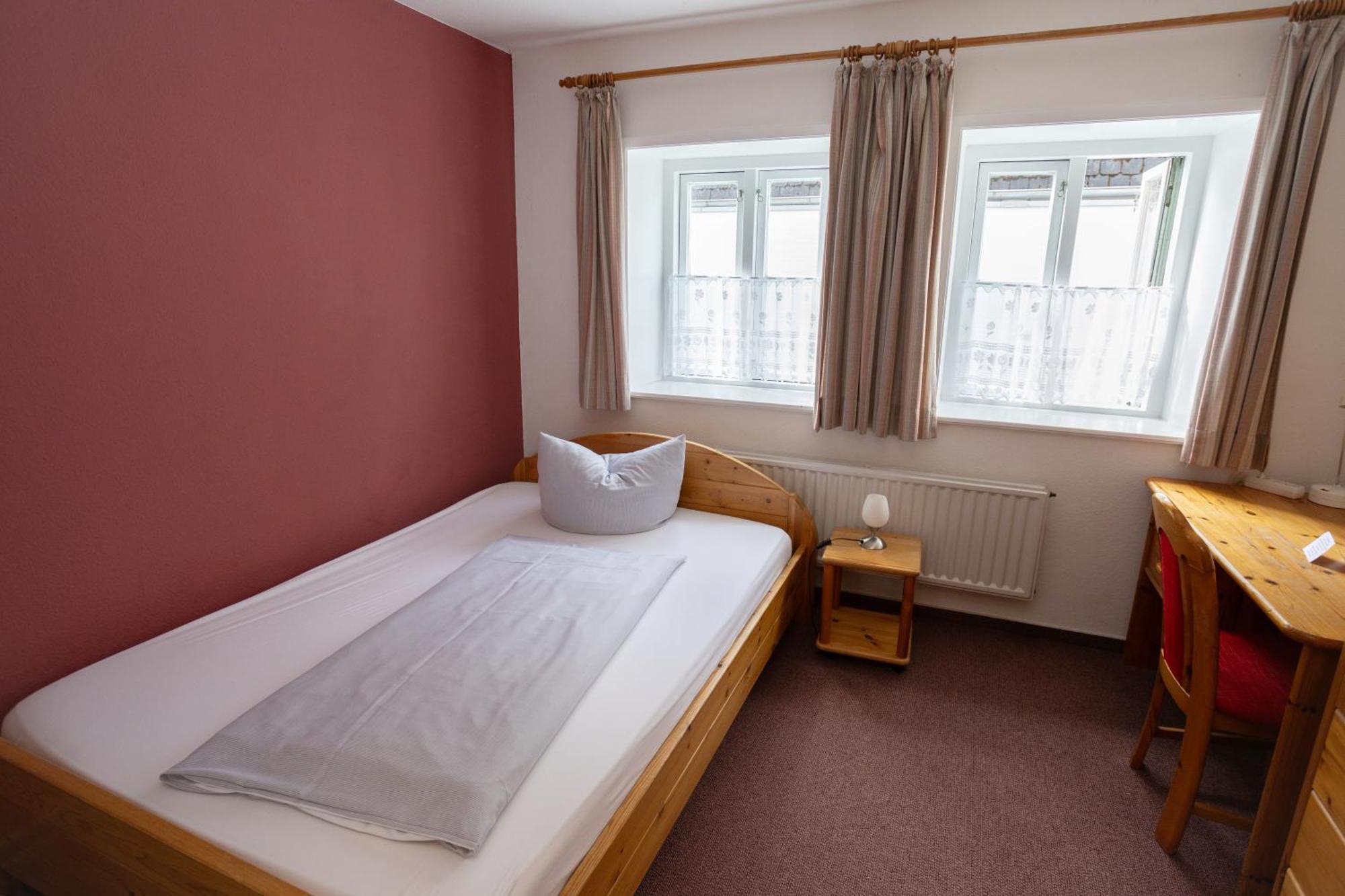 Hotel Zur Linde Meldorf Ngoại thất bức ảnh