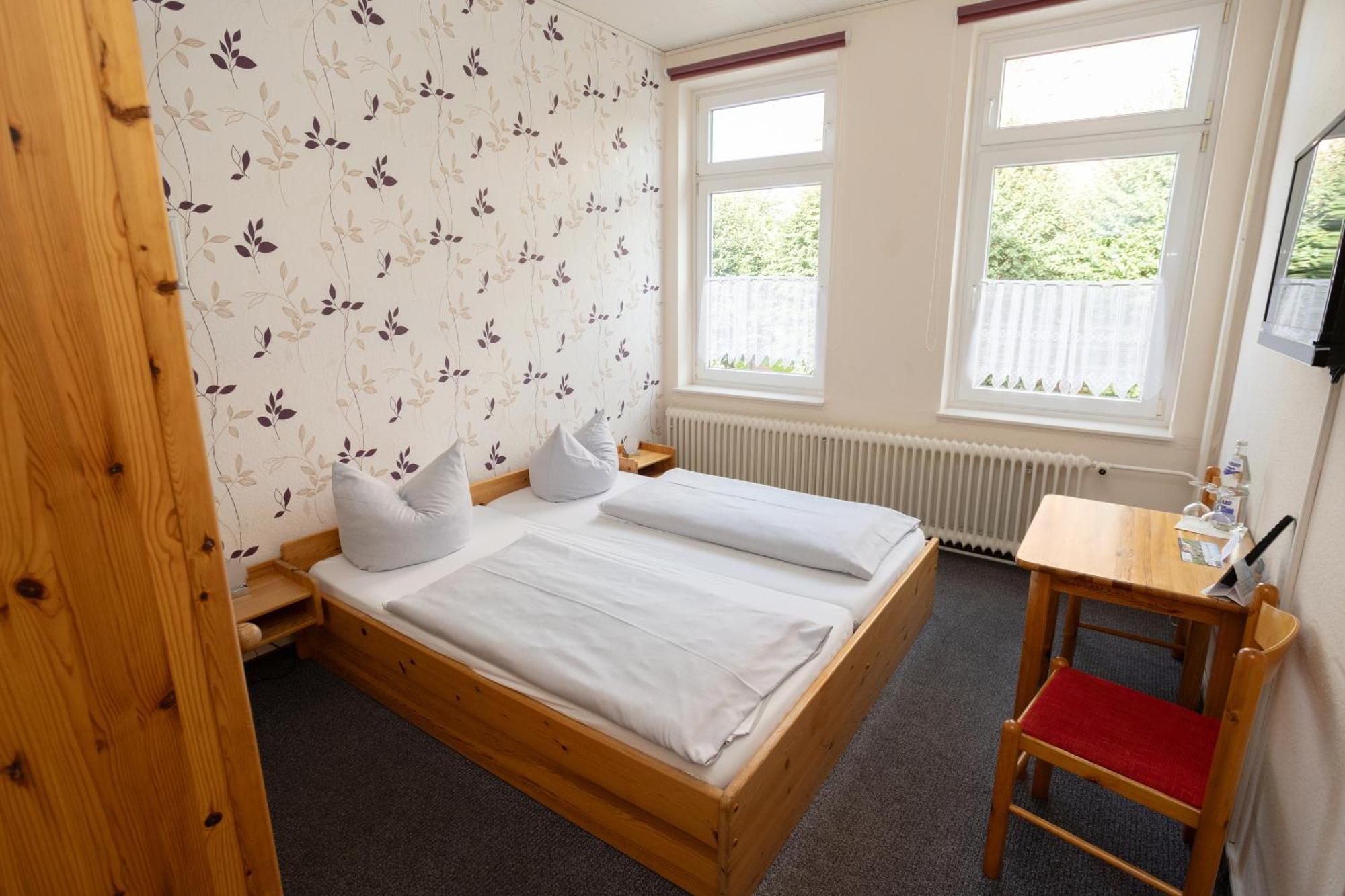 Hotel Zur Linde Meldorf Ngoại thất bức ảnh